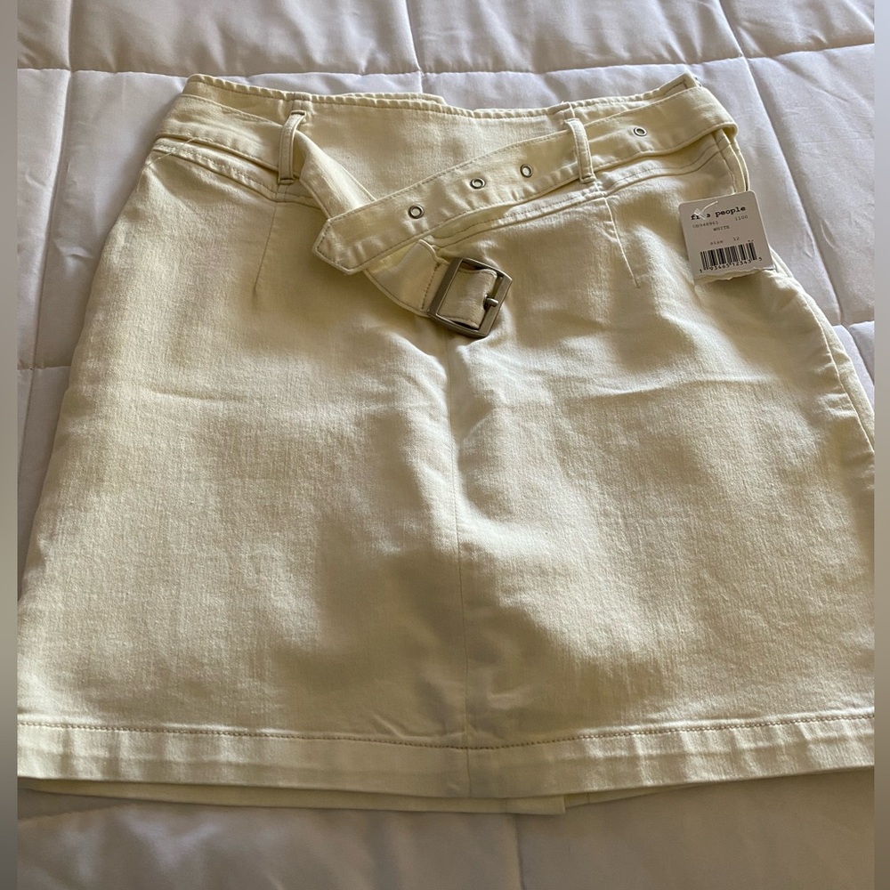 BRAND NEW w/tags Free People mini skirt. Size 12.